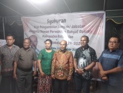 Johni Asadoma Hadiri Syukuran  Anggota DPRD  Terpilih   kabupaten   Rote Ndao  Firlot Pelokilla