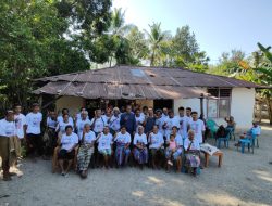 Masyarakat TTS Curhat ke Cawagub Johni Asadoma, Tidak Tersentuh Program Air Bersih