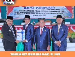 Serahkan Nota Penjelasan RPJMD  ke  DPRD Iskandar Lakamau Ajak Semua Elemen Gotong Royong Bangun Alor