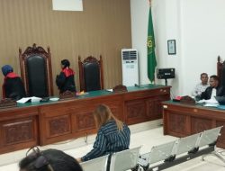 Kuasa Hukum Ajukan Pertanyaan di Luar Dakwaan Saat Sidang Mokris Lay , Korban Tegas Tolak Jawab di Luar Substansi