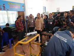 Gubernur NTT Melki Laka Lena  Dorong SMK Harus Berinovasi  dan kembangkan Potensi Lokal