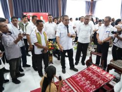 Gunernur NTT Melki Laka Lena Resmikan Flobamorata by OSOP di SMK 3 Kupang
