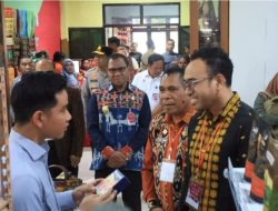 Perkuat Ekosistem Ekonomi Gubernur dan Wagub NTT Dampingi Wapres Gibran Tinjau NTT Mart di Kupang