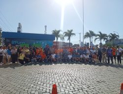 Bank NTT Mulai Tradisi Baru: Aksi Bersih-Bersih dan Pererat Kebersamaan Karyawan Menuju Dies Natalis