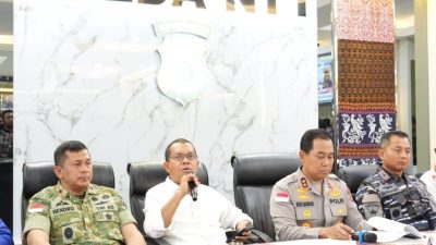 Gubernur Melki Laka Lena Pimpin Respons Cepat Penanganan Gempa Flores