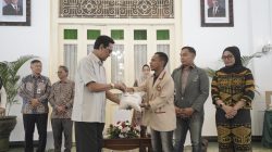 Gubernur DIY Sumbang 1 Miliar dan Bebaskan Keriganan Biaya Mahasiswa Terdampak Gempa Flores