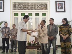 Gubernur DIY Sumbang 1 Miliar dan Bebaskan Keriganan Biaya Mahasiswa Terdampak Gempa Flores