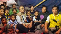 Wakil Ketua TP PPK Vera Sirait Asadoma Serahkan Langsung Bantuan di  Tiga  Kabupaten Terdampak