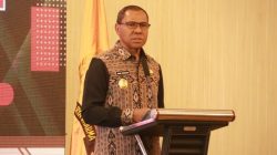 Wakil Gubernur Johni Asadoma Tekankan kepala Sekolah Harus Menjadi Lokomotif Pembangunan SDM untuk Siswa
